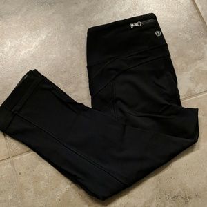Lululemon black crop leggings
